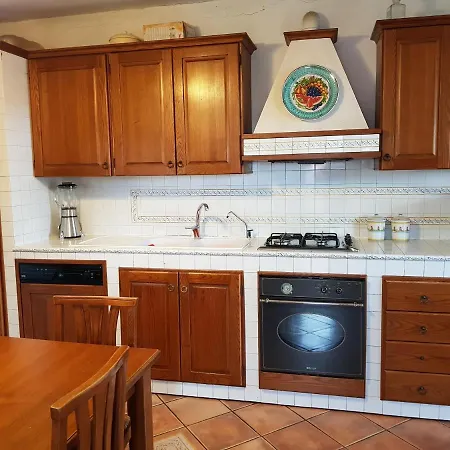 Via Lombardo جيارديني ناكسوس