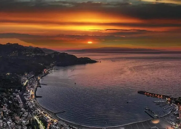 Via Lombardo Casa vacanze Giardini Naxos